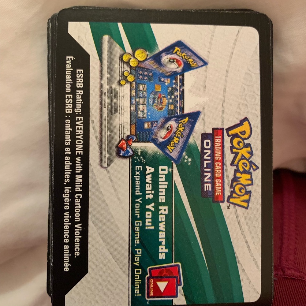 $10 Bundle - 30 TCG Pokémon Chilling Reign Online Cards - XMAS GIFT